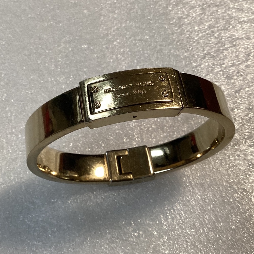 Michael Kors Gold-tone Hinged Clip Bangle Bracelet